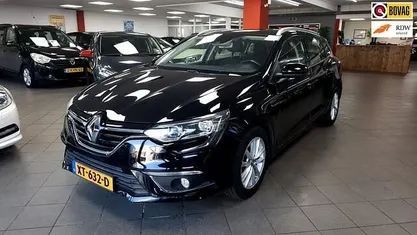 Occasion 2017 Renault Mégane GrandTour LIMITED Stationwagen | € 10.750 (Eerlijke prijs)