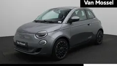 Grijs Gebruikt 2023 Fiat 500e La Prima Hatchback | € 23.900 (Eerlijke prijs)