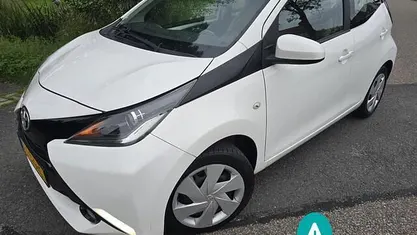 Occasion Toyota Aygo X-play 69 PK (50 kW) 2016 Hatchback