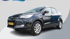 Zwart Gebruikt 2015 Ford Kuga Trend SUV | € 12.900 (Eerlijke prijs)