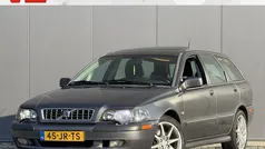Gebruikt 2002 Volvo V40 Stationwagen | € 1.447 (Eerlijke prijs)