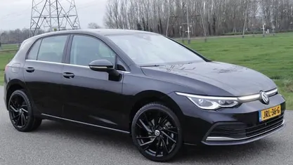 Occasion 2024 VW Golf VIII Hatchback | € 27.495 (Super prijs)