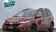 Bruin Gebruikt 2024 Dacia Jogger Extreme MPV | € 29.495 (Eerlijke prijs)
