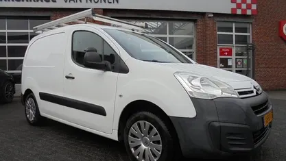 Gebruikt 2015 Citroën Berlingo MPV | € 3.950 (Eerlijke prijs)