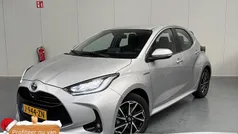 Gebruikt 2020 Toyota Yaris Hybrid Hatchback | € 20.950 (Eerlijke prijs)