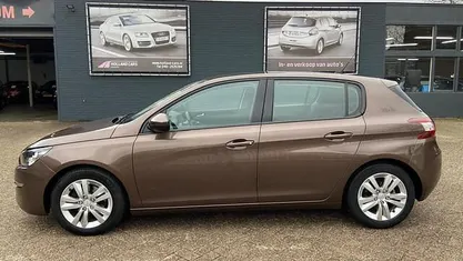 Occasion Peugeot 308 Active 125 PK (91 kW) 2014 Hatchback