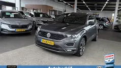 Grijs Gebruikt 2020 VW T-Roc Business SUV | € 23.450 (Eerlijke prijs)