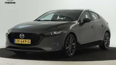 Grijs metallic Gebruikt 2019 Mazda 3 Comfort Hatchback | € 21.945 (Eerlijke prijs)