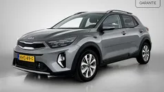 Gebruikt 2025 Kia Stonic Play SUV | € 24.940 (Eerlijke prijs)