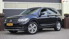 Zwart Gebruikt 2021 VW Tiguan Business+ SUV | € 29.900 (Goede deal)