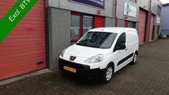 Wit Gebruikt 2010 Peugeot Partner MPV | € 2.900 (Goede deal)