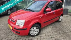 Rood, metallic lak Gebruikt 2010 Fiat Panda Emotion Hatchback | € 3.499 (Eerlijke prijs)