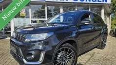 Zwart Gebruikt 2024 Suzuki Vitara Style SUV | € 29.695 (Eerlijke prijs)