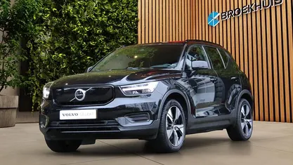 Zwart Gebruikt 2021 Volvo XC40 Plus SUV | € 26.895 (Super prijs)