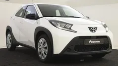 Gebruikt 2023 Toyota Aygo Play Hatchback | € 15.699 (Goede deal)