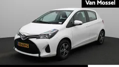 Gebruikt 2016 Toyota Yaris Trend Hatchback | € 9.900 (Eerlijke prijs)