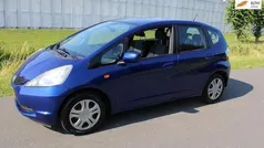 Blauw, metallic lak Gebruikt 2010 Honda Jazz Cool Hatchback | € 4.750 (Eerlijke prijs)
