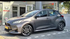 Grijs Gebruikt 2022 Toyota Yaris Hatchback | € 20.400 (Eerlijke prijs)