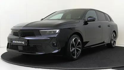 Zwart Occasion 2024 Opel Astra Stationwagen | € 24.925 (Goede deal)