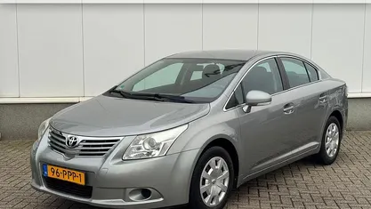 Grijs Gebruikt 2011 Toyota Avensis Comfort Sedan | € 8.795 (Eerlijke prijs)