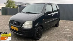 Zwart Gebruikt 2002 Opel Agila Comfort Hatchback | € 950 (Eerlijke prijs)