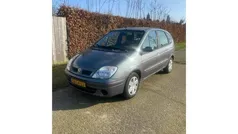 Grijs Gebruikt 2002 Renault Scénic Expression MPV | € 999 (Eerlijke prijs)