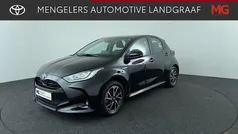 Zwart Gebruikt 2020 Toyota Yaris Hatchback | € 20.950 (Eerlijke prijs)