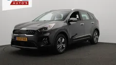 Grijs, metallic lak Gebruikt 2022 Kia Niro SUV | € 21.995 (Super prijs)
