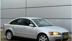 Grijs Gebruikt 2006 Volvo S40 Sedan | € 2.950 (Goede deal)