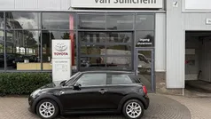 Zwart Gebruikt 2018 Mini Cooper Pepper Hatchback | € 18.995 (Eerlijke prijs)