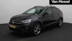 Zwart Gebruikt 2024 VW Taigo R-line SUV | € 30.900 (Eerlijke prijs)