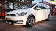 Gebruikt 2017 VW Touran Highline MPV | € 23.950 (Eerlijke prijs)