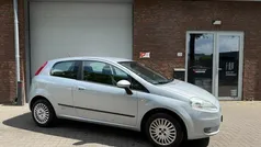 Grijs Gebruikt 2008 Fiat Grande Punto Dynamic Hatchback | € 2.499 (Eerlijke prijs)