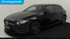 Zwart Gebruikt 2021 Mercedes A250 Premium Plus Hatchback | € 31.945 (Eerlijke prijs)