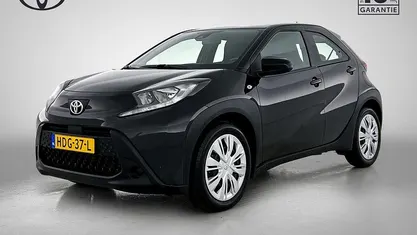 Gebruikt 2025 Toyota Aygo X Play SUV | € 19.950 (Eerlijke prijs)