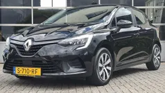 Gebruikt 2023 Renault Clio V Equilibre Hatchback | € 15.400 (Eerlijke prijs)