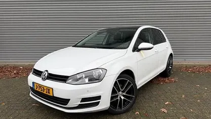 Gebruikt 2016 VW Golf VII Comfortline Hatchback | € 13.950 (Eerlijke prijs)