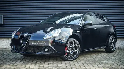 Occasion 2015 Alfa Romeo Giulietta Sprint Hatchback | € 15.000 (Eerlijke prijs)