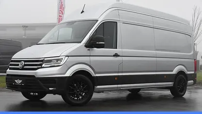 Zilver Occasion 2020 VW Crafter Highline Van | € 26.995 (Goede deal)
