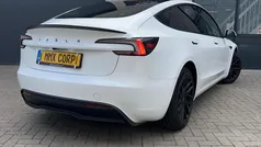 Gebruikt 2024 Tesla Model 3 Standard Range Sedan | € 33.999 (Eerlijke prijs)