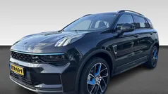 Zwart Gebruikt 2022 Lynk & Co 01 SUV | € 21.930 (Eerlijke prijs)