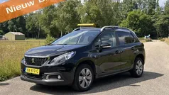 Zwart Gebruikt 2017 Peugeot 2008 SUV | € 11.950 (Eerlijke prijs)