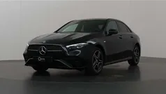 , metallic lak Gebruikt 2025 Mercedes A250 Business Sedan | € 51.715