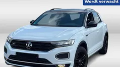 Wit Gebruikt 2021 VW T-Roc R-line SUV | € 30.950 (Eerlijke prijs)