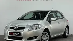 Gebruikt 2007 Toyota Auris Executive Hatchback | € 6.250 (Eerlijke prijs)