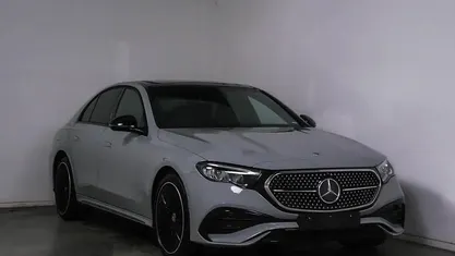 Occasion 2024 Mercedes E300 AMG line Sedan | € 74.875
