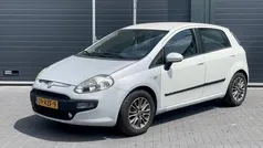 Wit Gebruikt 2011 Fiat Punto Evo Hatchback | € 2.150 (Eerlijke prijs)