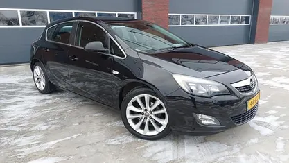 Occasion 2011 Opel Astra Sport Hatchback | € 2.500 (Eerlijke prijs)