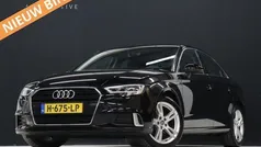 Zwart, metallic lak Gebruikt 2020 Audi A3 Sport Sedan | € 16.940 (Eerlijke prijs)