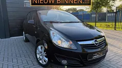 Zwart Gebruikt 2009 Opel Corsa Edition Hatchback | € 5.450 (Eerlijke prijs)